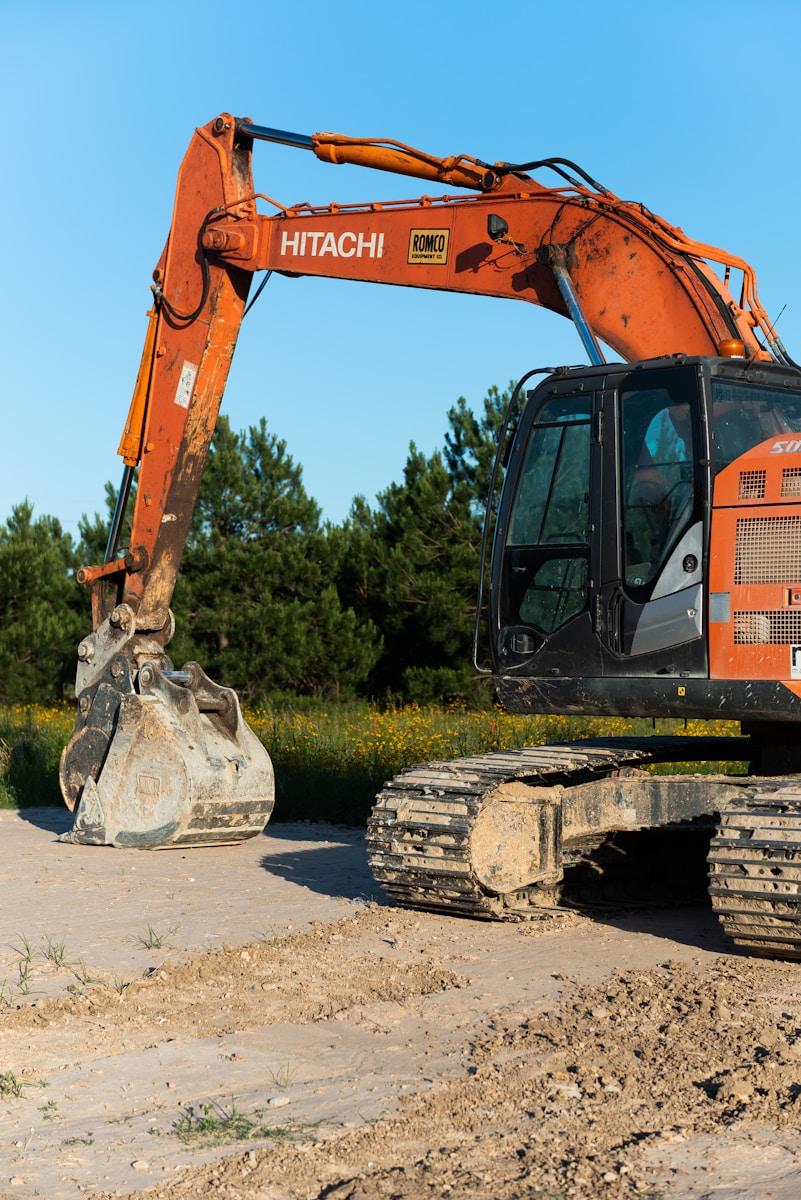 orange and black heavy equipment